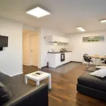 Deluxe Ferienwohnung Apartment Stuttgart Centre/Milaneo